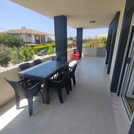 Villa Rain Apart 1 Apartment